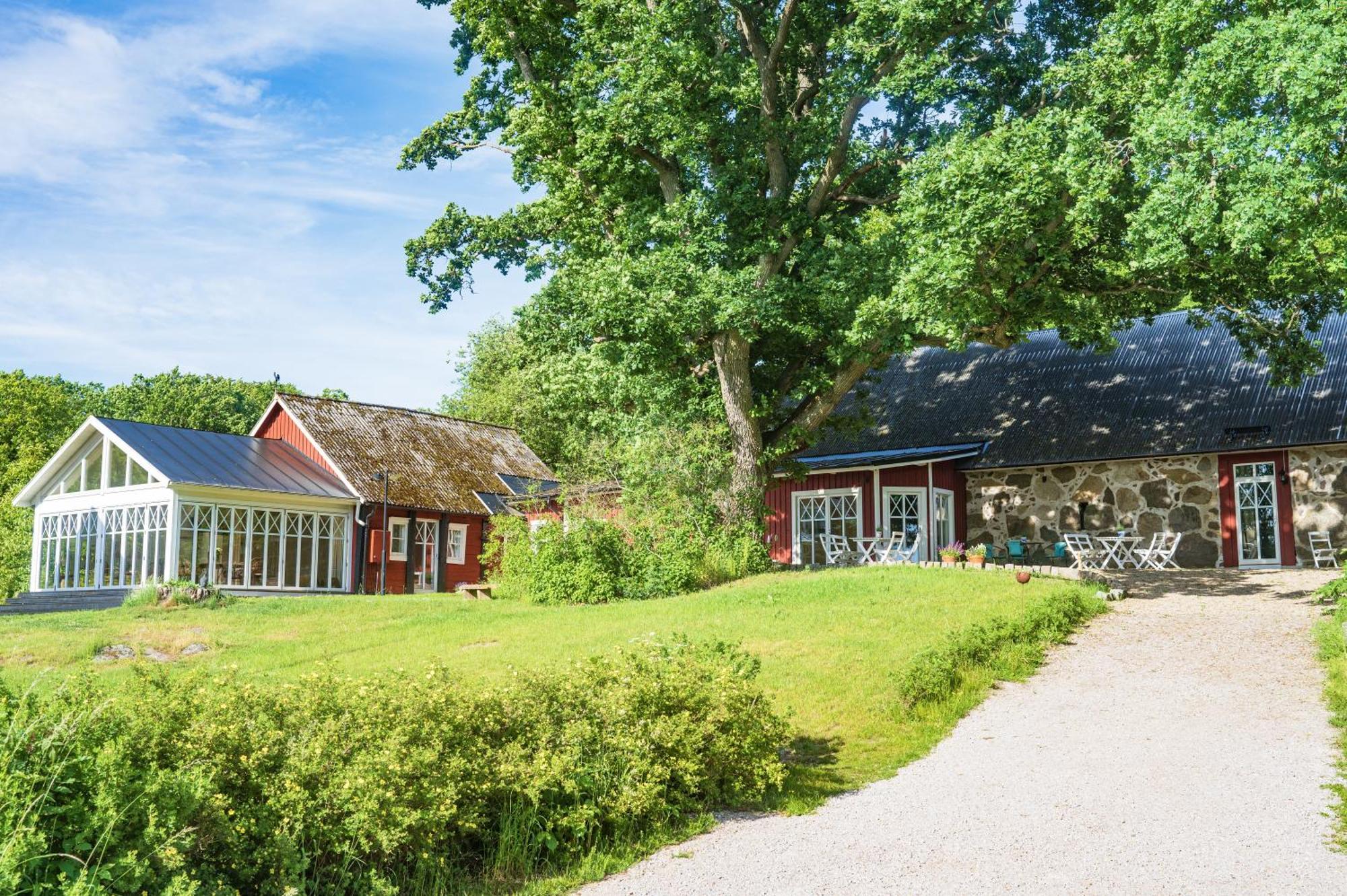 Risanaes Udde Hotel Ronneby Bagian luar foto